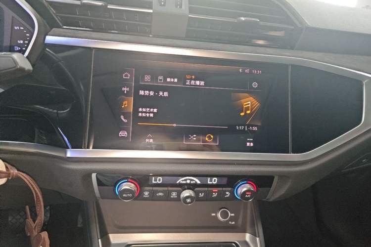Used Audi Q3 2019 35 TFSI Advanced Dynamic Edition Audio And AC Panel