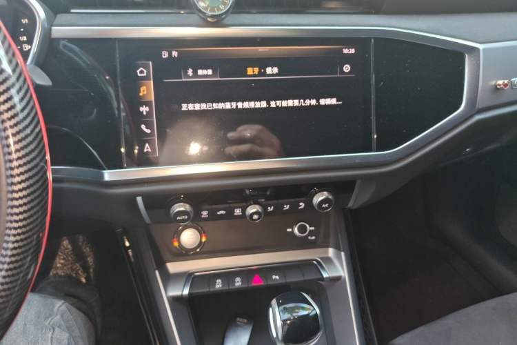 Used Audi Q3 2019 35 TFSI Fashion Dynamic Model Audio And AC Panel