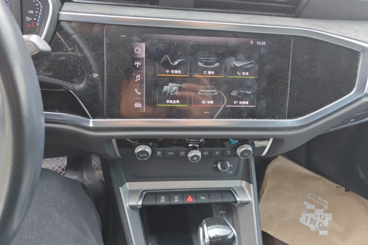 Used Audi Q3 2019 35 TFSI Advanced Dynamic Edition Audio And AC Panel