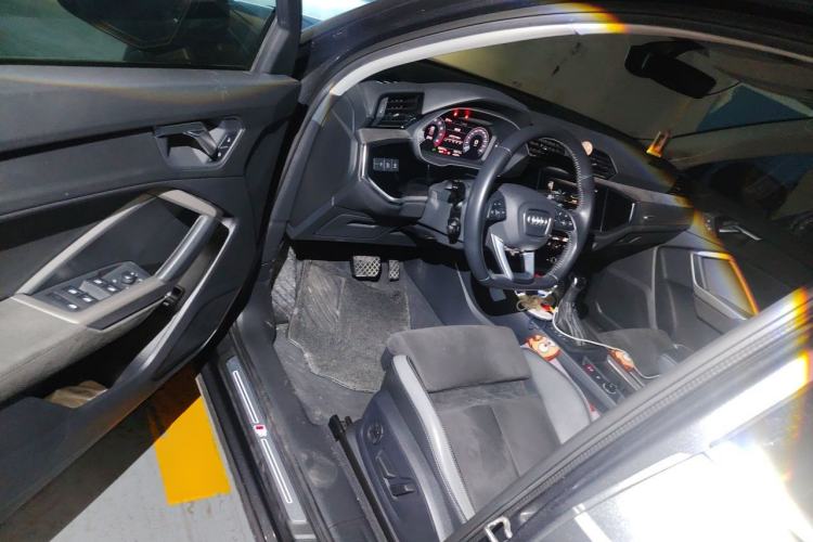 Used Audi Q3 2019 35 TFSI Fashion Dynamic Model Driver Seat