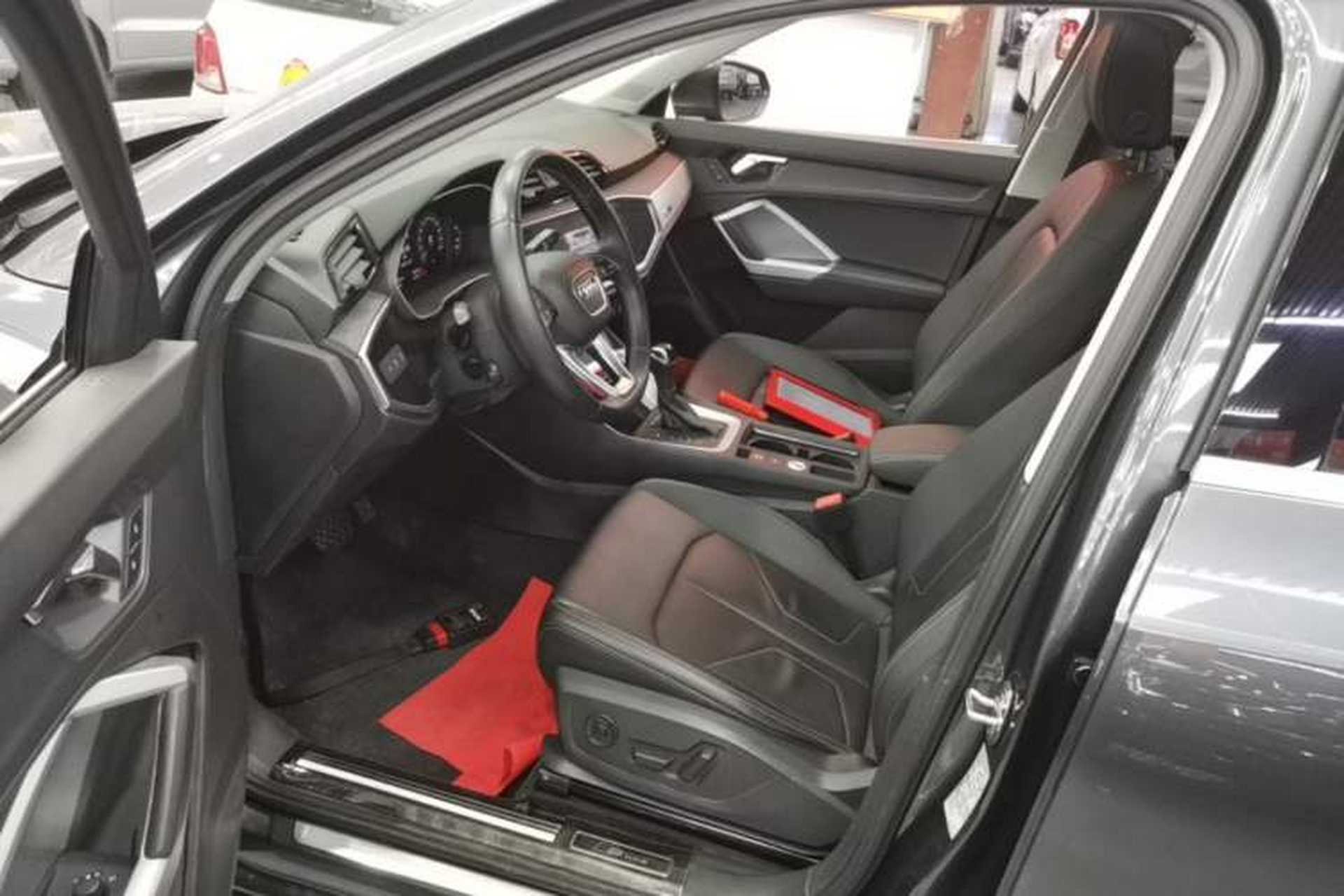 Used Audi Q3 2019 35 TFSI Advanced Style Edition Driver Seat