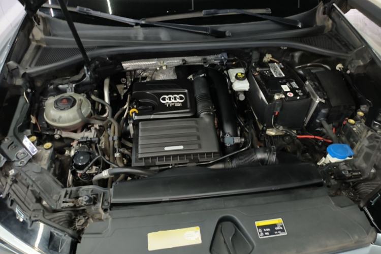 Used Audi Q3 2019 35 TFSI Fashion Dynamic Model Engine Bay