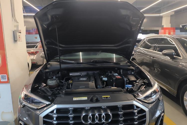 Used Audi Q3 2019 35 TFSI Advanced Dynamic Edition Engine Bay