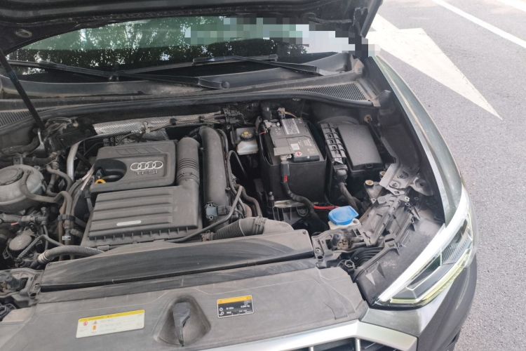 Used Audi Q3 2019 35 TFSI Advanced Style Edition Engine Bay Left