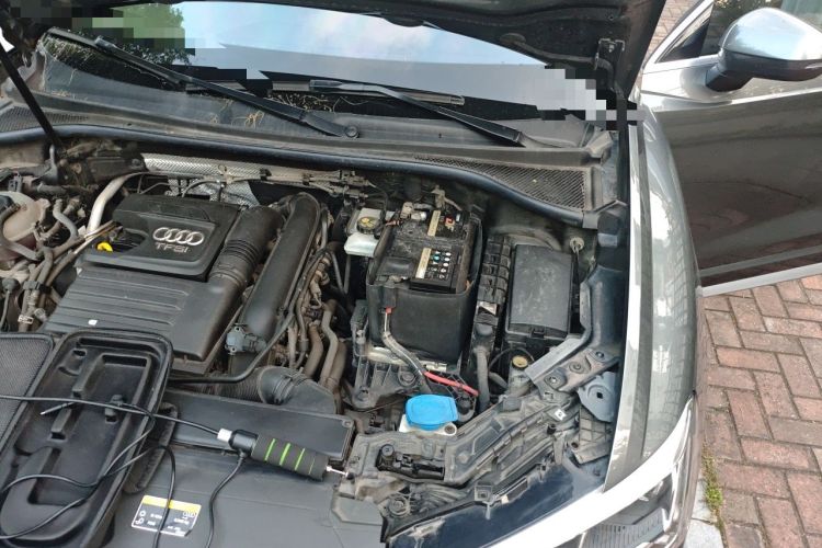 Used Audi Q3 2019 35 TFSI Fashion Dynamic Model Engine Bay Left