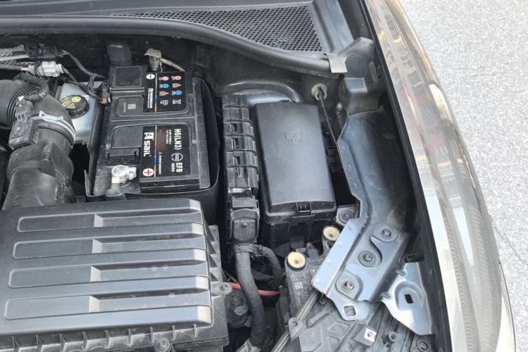 Used Audi Q3 2019 40 TFSI Fashion Dynamic Model Engine Bay Left