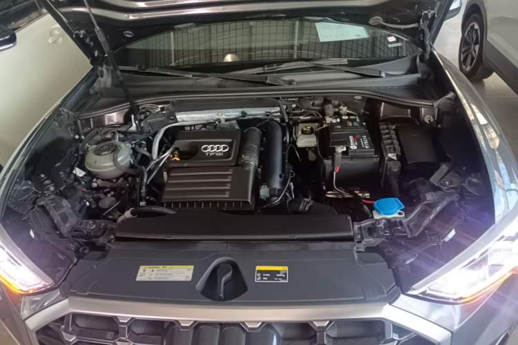 Used Audi Q3 2019 35 TFSI Advanced Dynamic Edition Engine Bay