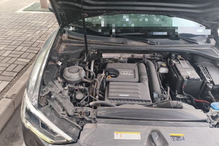 Used Audi Q3 2019 35 TFSI Advanced Style Edition Engine Bay Right