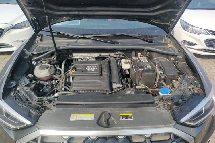 Used Audi Q3 2019 35 TFSI Advanced Dynamic Edition Engine Bay