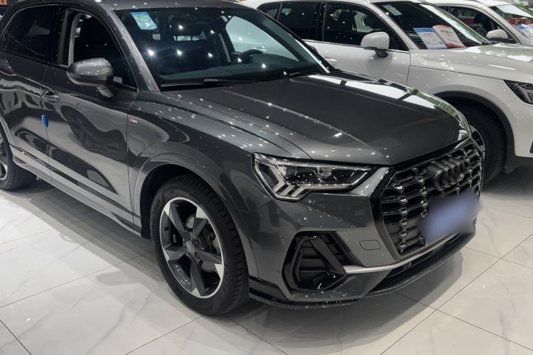 Used Audi Q3 2019 35 TFSI Fashion Dynamic Model Exterior 2