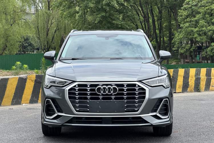 Used Audi Q3 2019 35 TFSI Advanced Dynamic Edition Exterior 2