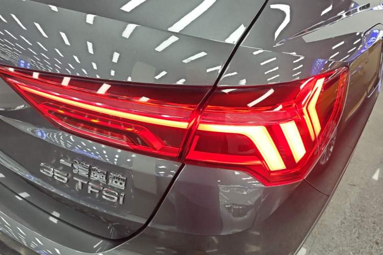 Used Audi Q3 2019 35 TFSI Advanced Style Edition Exterior 3