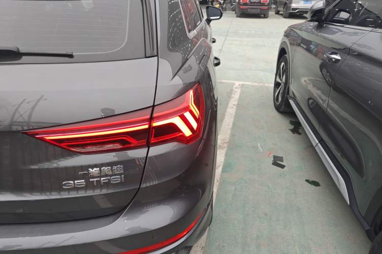 Used Audi Q3 2019 35 TFSI Advanced Dynamic Edition Exterior 3