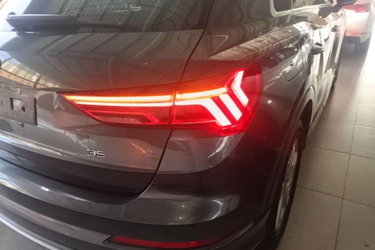 Used Audi Q3 2019 35 TFSI Advanced Dynamic Edition Exterior 3