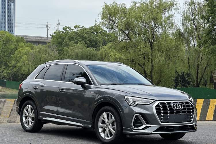 Used Audi Q3 2019 35 TFSI Advanced Dynamic Edition Exterior 3