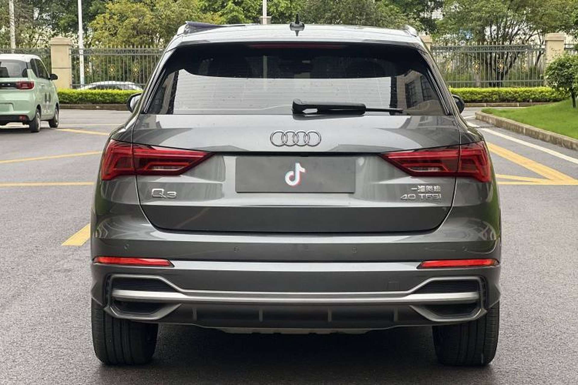 Used Audi Q3 2019 40 TFSI Fashion Dynamic Model Exterior 4