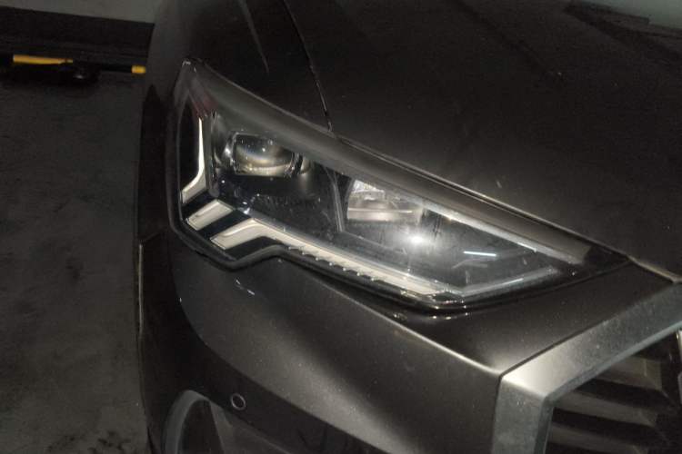 Used Audi Q3 2019 35 TFSI Advanced Style Edition Exterior 6