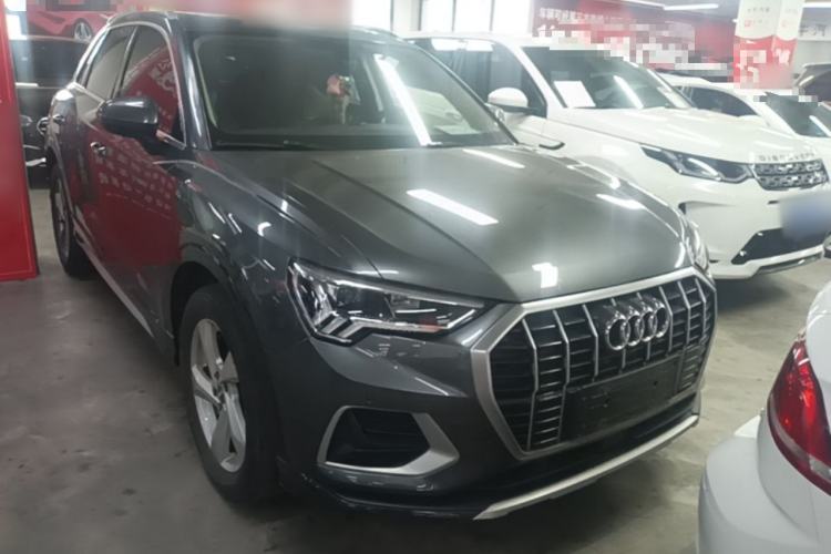 Used Audi Q3 2019 35 TFSI Advanced Style Edition Front Right 45 Deg