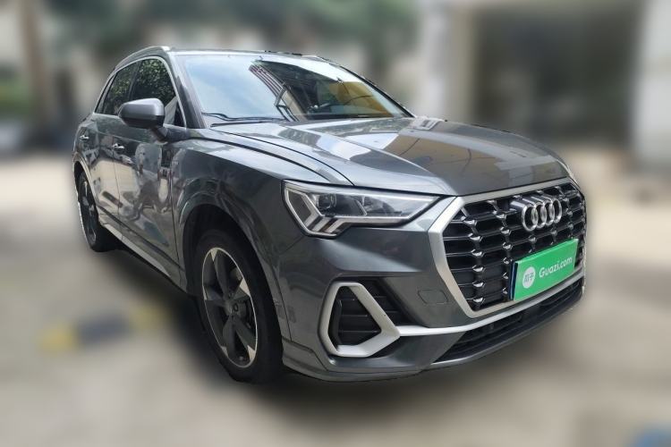 Used Audi Q3 2019 35 TFSI Fashion Dynamic Model Front Right 45 Deg