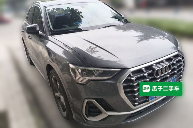Used Audi Q3 2019 35 TFSI Fashion Dynamic Model Front Right 45 Deg