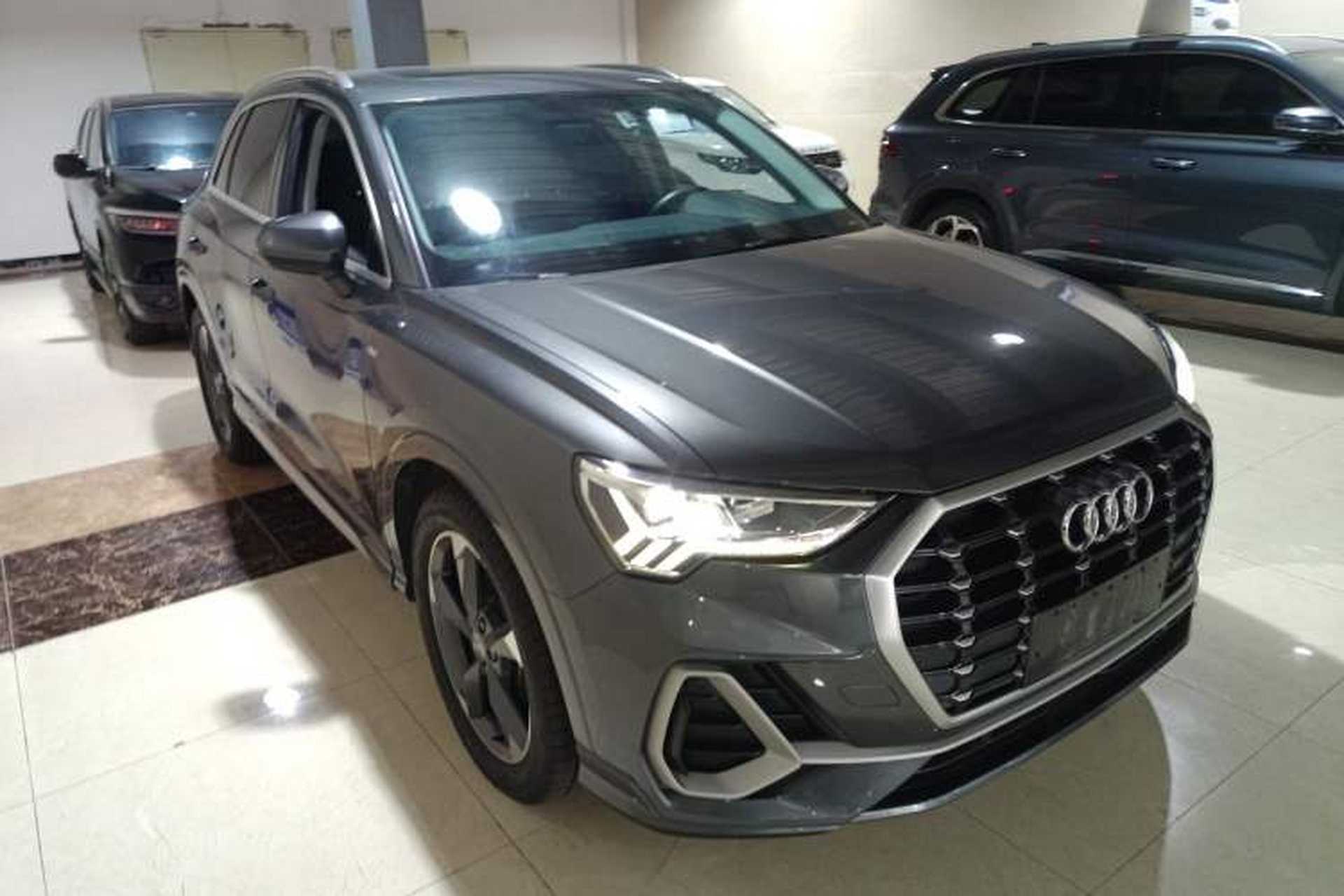 Used Audi Q3 2019 35 TFSI Fashion Dynamic Model Front Right 45 Deg