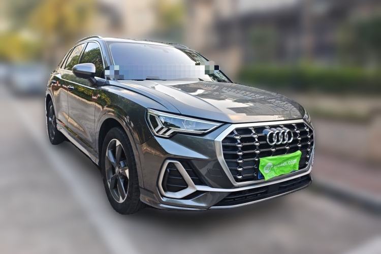 Used Audi Q3 2019 35 TFSI Fashion Dynamic Model Front Right 45 Deg