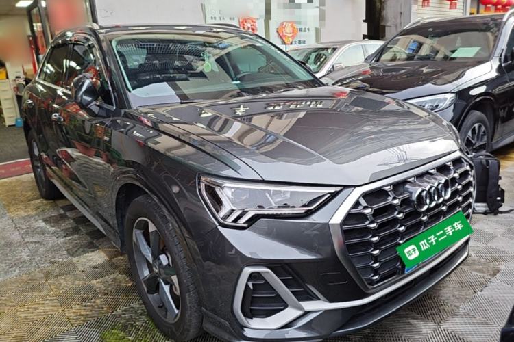 Used Audi Q3 2019 40 TFSI Fashion Dynamic Model Front Right 45 Deg