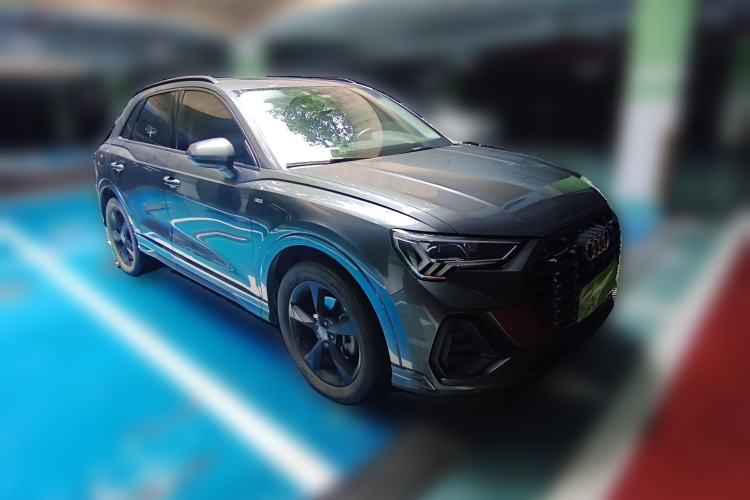 Used Audi Q3 2019 40 TFSI quattro Fashion Dynamic Model Front Right 45 Deg