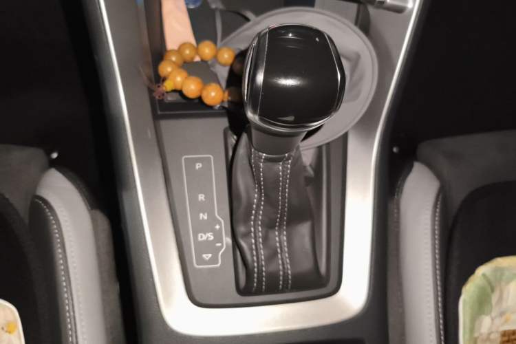 Used Audi Q3 2019 40 TFSI Fashion Dynamic Model Gear Lever