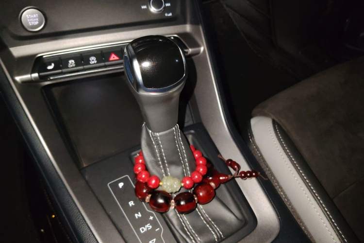 Used Audi Q3 2019 35 TFSI Fashion Dynamic Model Gear Lever
