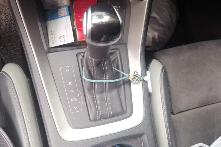 Used Audi Q3 2019 35 TFSI Fashion Dynamic Model Gear Lever