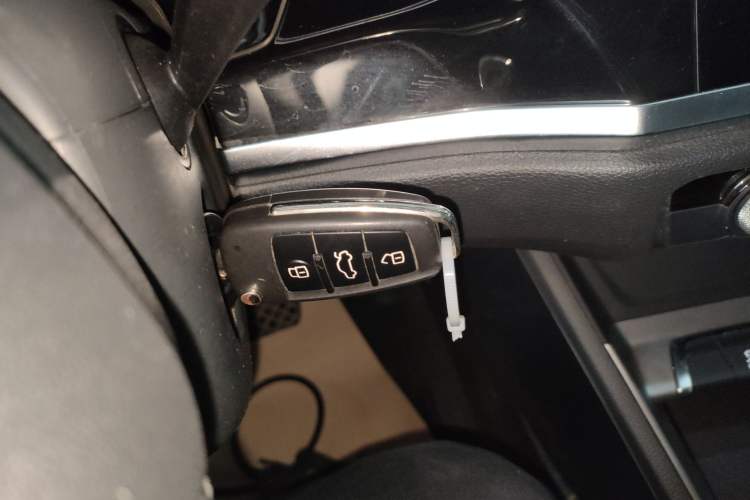 Used Audi Q3 2019 35 TFSI Advanced Dynamic Edition Interior 1