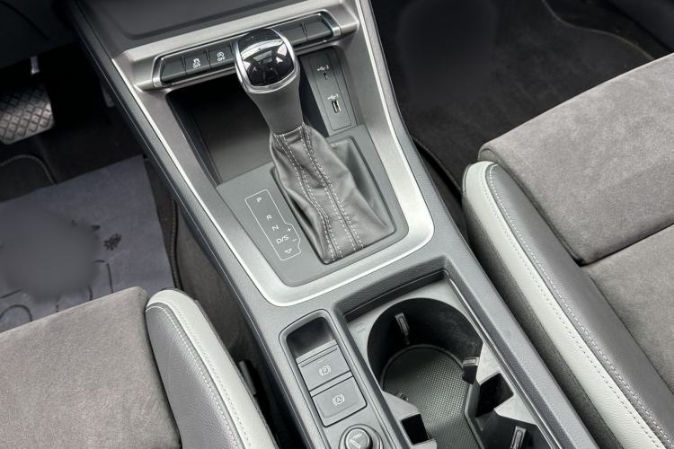 Used Audi Q3 2019 35 TFSI Advanced Dynamic Edition Interior 11