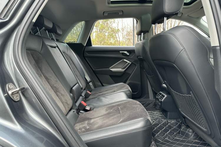 Used Audi Q3 2019 35 TFSI Advanced Dynamic Edition Interior 5