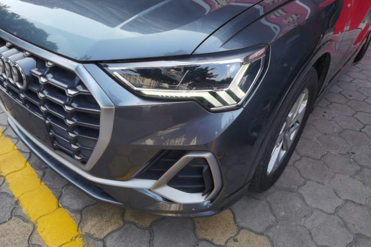 Used Audi Q3 2019 35 TFSI Advanced Dynamic Edition Left Front Headlight