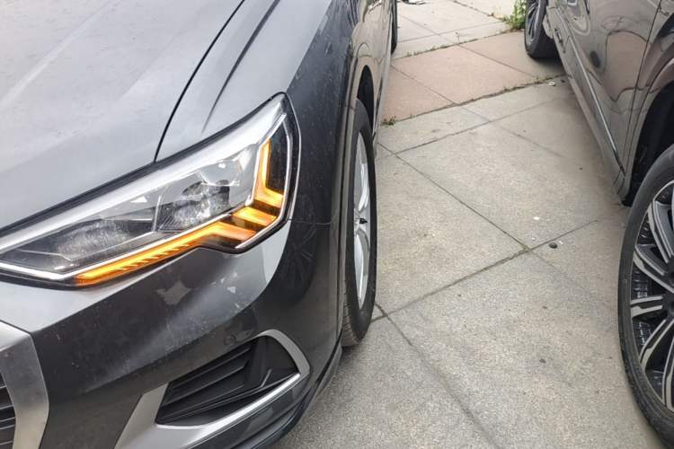 Used Audi Q3 2019 40 TFSI Fashionable and Elegant Model Left Front Headlight