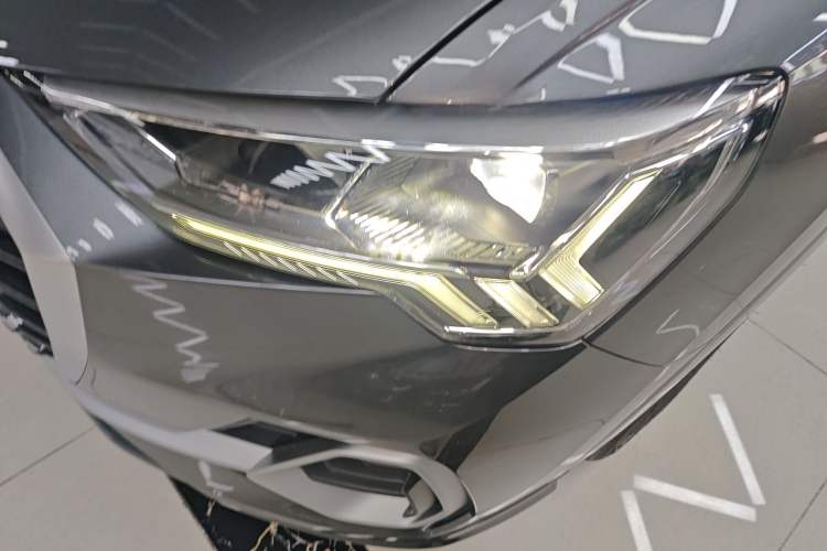 Used Audi Q3 2019 35 TFSI Advanced Dynamic Edition Left Front Headlight