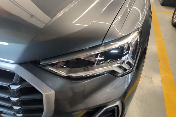 Used Audi Q3 2019 35 TFSI Advanced Dynamic Edition Left Front Headlight