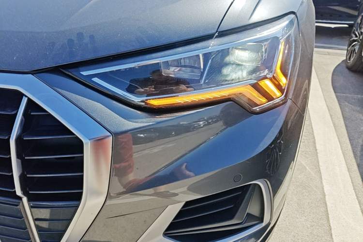 Used Audi Q3 2019 35 TFSI Fashionable and Elegant Model Left Front Headlight