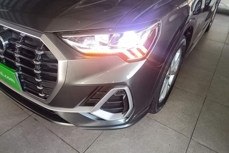 Used Audi Q3 2019 35 TFSI Advanced Dynamic Edition Left Front Headlight