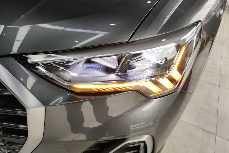 Used Audi Q3 2019 35 TFSI Advanced Dynamic Edition Left Front Headlight
