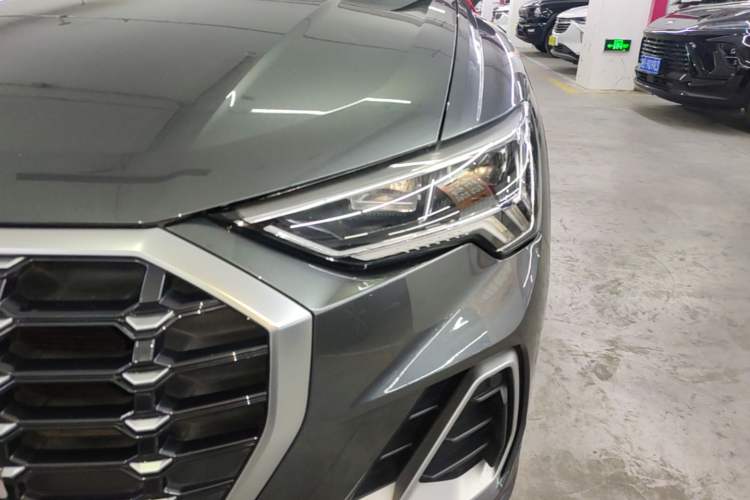 Used Audi Q3 2019 40 TFSI Fashion Dynamic Model Left Front Headlight
