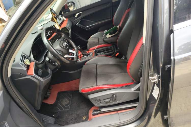 Used Audi Q3 2019 35 TFSI Fashion Dynamic Model Left Front Seat