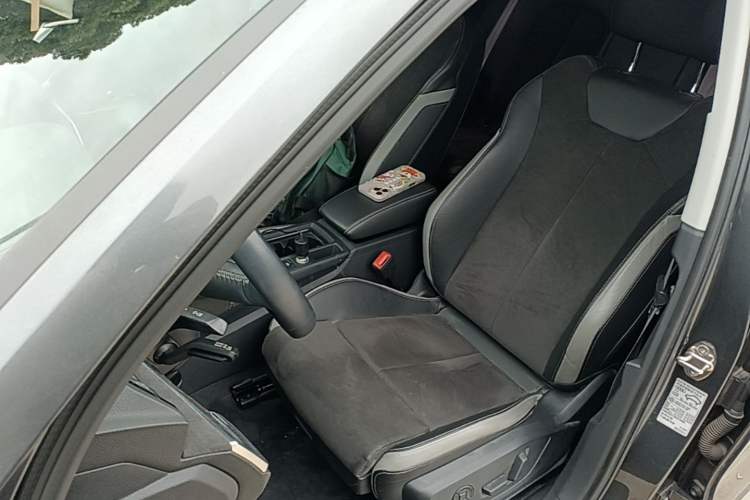 Used Audi Q3 2019 35 TFSI Advanced Dynamic Edition Left Front Seat