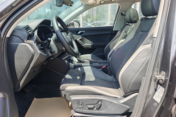 Used Audi Q3 2019 35 TFSI Advanced Dynamic Edition Left Front Seat