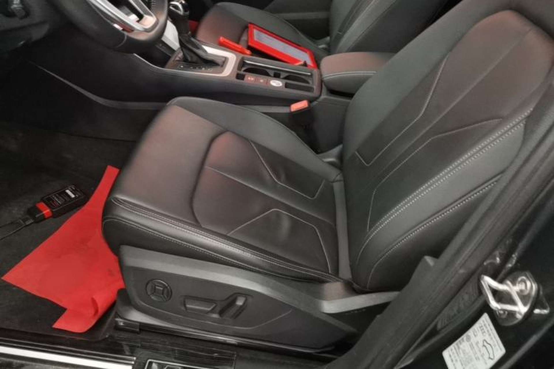 Used Audi Q3 2019 35 TFSI Advanced Style Edition Left Front Seat