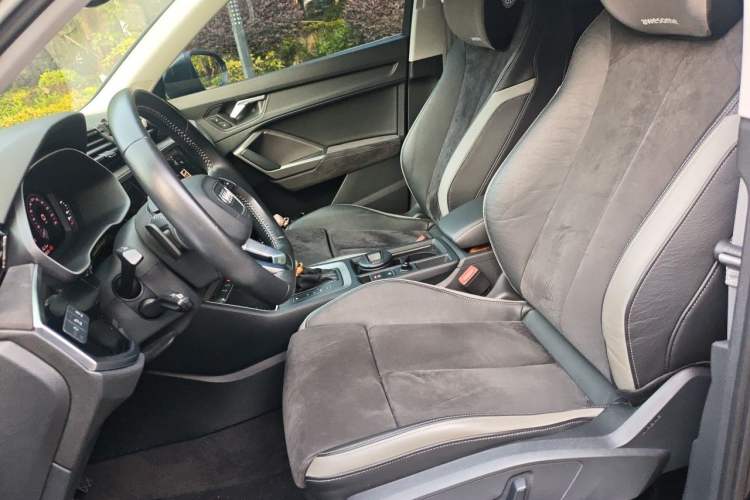 Used Audi Q3 2019 35 TFSI Fashion Dynamic Model Left Front Seat