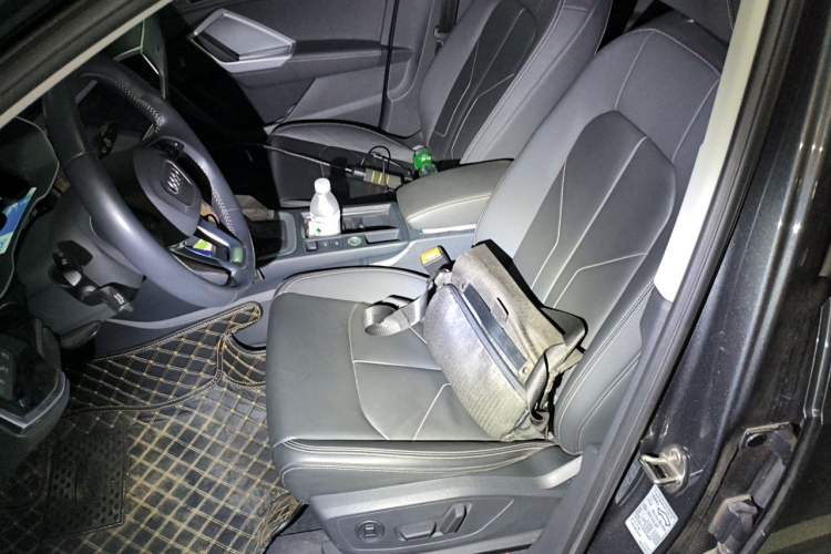 Used Audi Q3 2019 35 TFSI Advanced Style Edition Left Front Seat