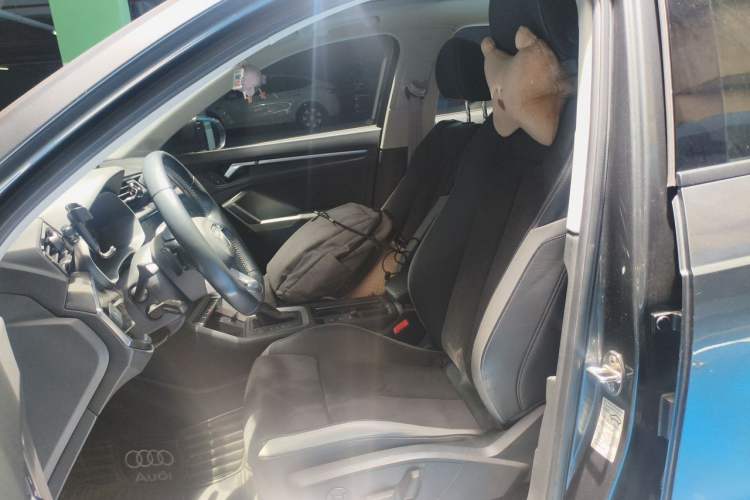 Used Audi Q3 2019 40 TFSI quattro Fashion Dynamic Model Left Front Seat