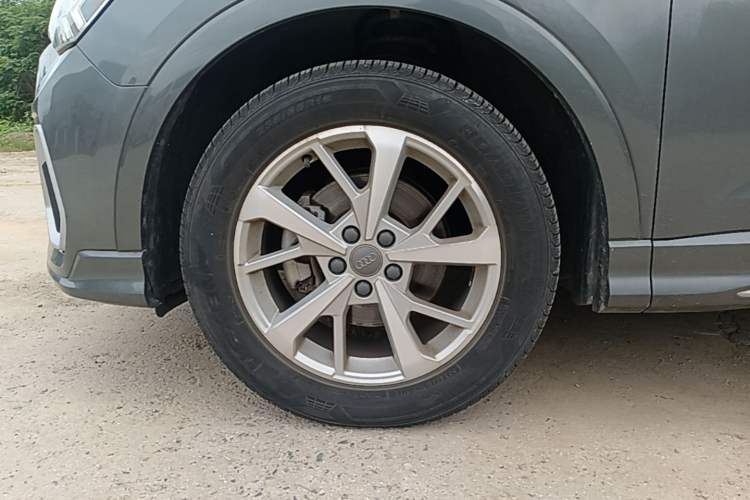 Used Audi Q3 2019 35 TFSI Advanced Dynamic Edition Left Front Wheel Hub